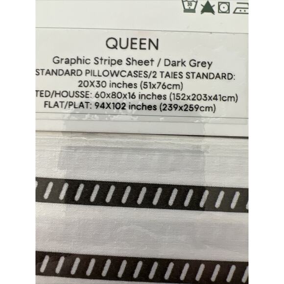 Lacoste Graphic Stripe Gray White 4pc QUEEN Sheet Set 109% Cotton Dark Grey Logo - Picture 6 of 6